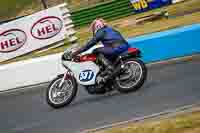 Vintage-motorcycle-club;eventdigitalimages;mallory-park;mallory-park-trackday-photographs;no-limits-trackdays;peter-wileman-photography;trackday-digital-images;trackday-photos;vmcc-festival-1000-bikes-photographs